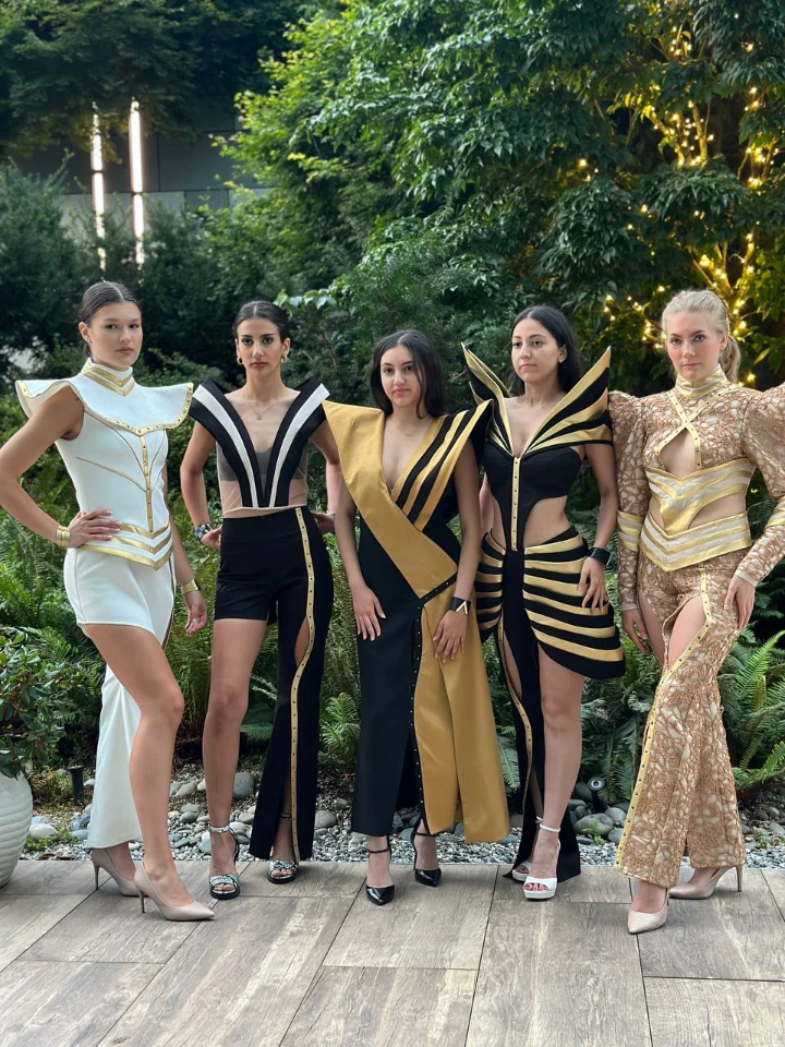 Design and sewing by vzoux designer