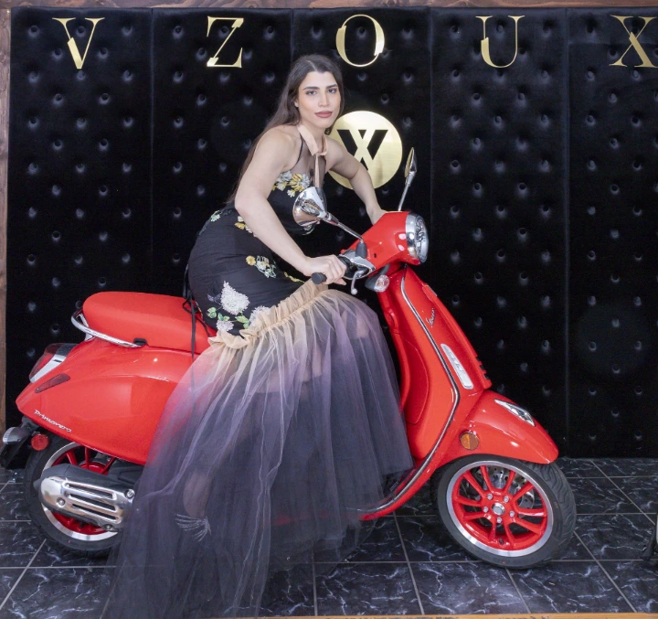 desining personal cgown cloths custome design