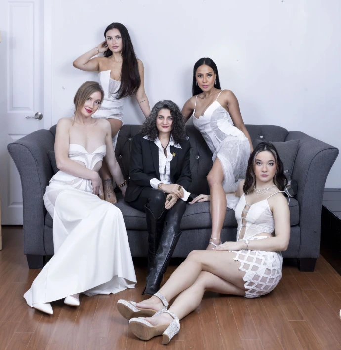 zohreh sohani vzoux designer white party design custome girl woman models